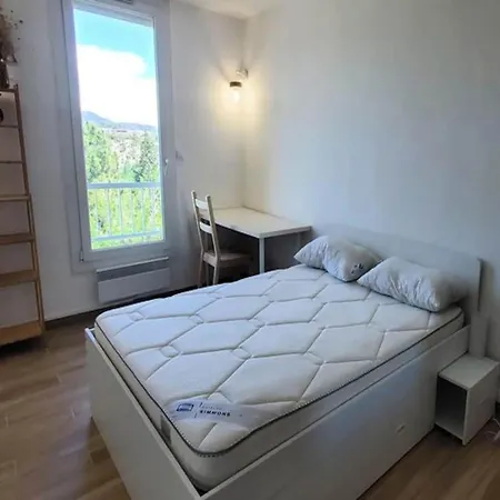 Apartment For 6 People Saint-Raphael (Var)