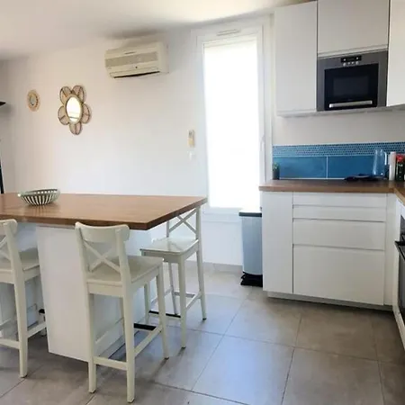 For 6 People Saint-Raphael (Var)